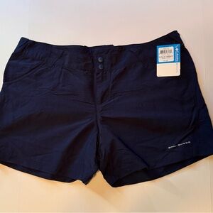 Columbia Women's Dark Blue Cargo Shorts